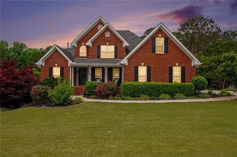 260 Glynnshire Ct, Covington, GA 30016
