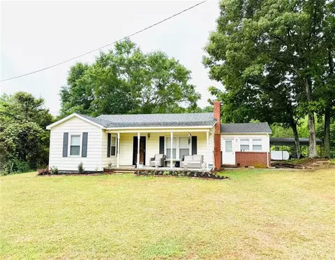 338 Liberty Hill Rd, Hartwell, GA 30643