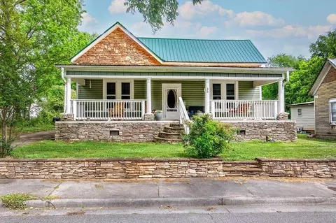 36 Shaw St, Kingston, GA 30145