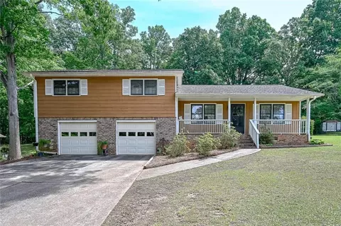 4701 E Glen Ridge Cir, Winston, GA 30187