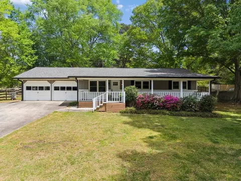 1811 Old Lost Mountain Rd, Powder Springs, GA 30127