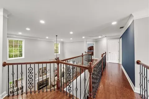 Entry Way - 4030 Suwanee Bend Dr, Suwanee, GA 30024 photo 4 of 6