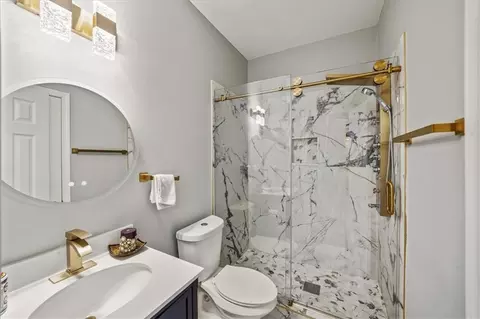 Bath - 4030 Suwanee Bend Dr, Suwanee, GA 30024 photo 1 of 6
