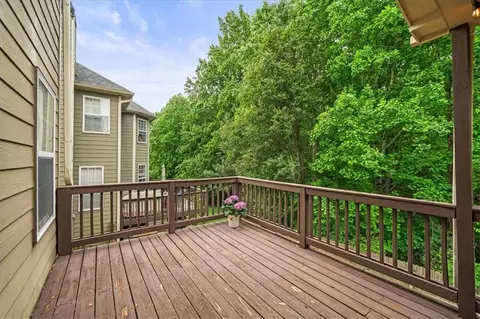 Exterior - 4030 Suwanee Bend Dr, Suwanee, GA 30024 photo 6 of 12