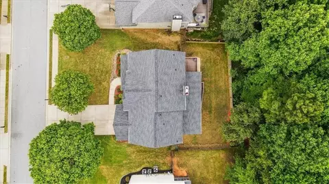 View/Area - 4030 Suwanee Bend Dr, Suwanee, GA 30024 photo 2 of 4