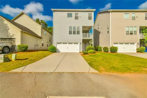 Exterior - 28 Privet Cir, Suwanee, GA 30024 photo 4 of 5