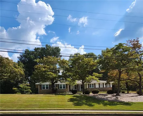 1554 Cooper Lake Rd SE, Smyrna, GA 30082