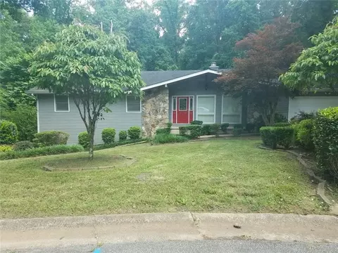 676 Elam Forest Ct, Stone Mountain, GA 30083
