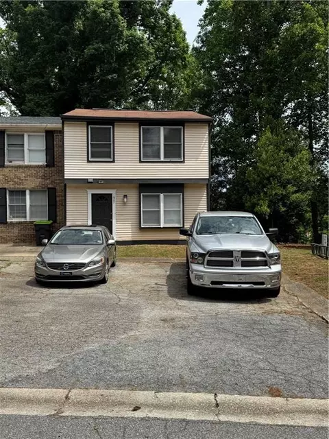 1967 Hamilton Pl SE, Marietta, GA 30067