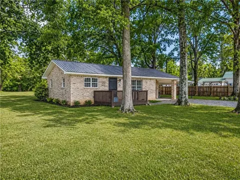 7 York Dr NE, Plainville, GA 30733