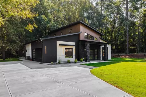 670 Loganville Hwy, Winder, GA 30680