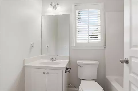 Bath - 113 Middlebrooke Ct, Canton, GA 30115 photo 1 of 2