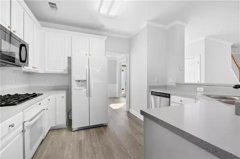 Kitchen - 3255 Oak Hampton Way, Duluth, GA 30096 photo 1 of 3