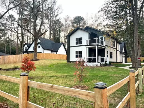 2257 Barge Rd SW, Atlanta, GA 30331