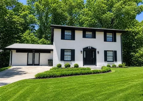 1711 E Kellogg Cir, Douglasville, GA 30134