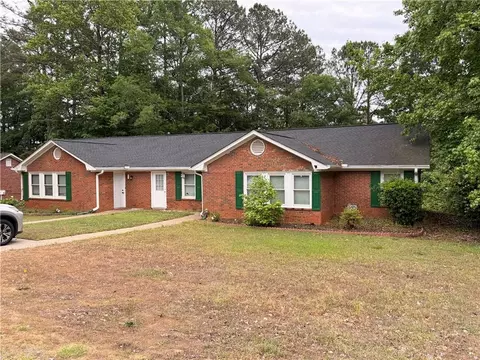 1916 Patterson Cir, Lawrenceville, GA 30044