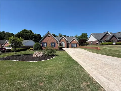 7625 Paddocks Mill Dr, Cumming, GA 30041