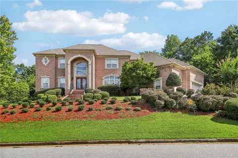 2915 Loch Lomond Dr, Conyers, GA 30094