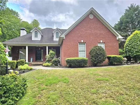 3632 Creekstone Dr, Gainesville, GA 30506