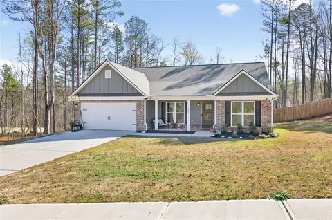 171 Lauren Ct, Statham, GA 30666