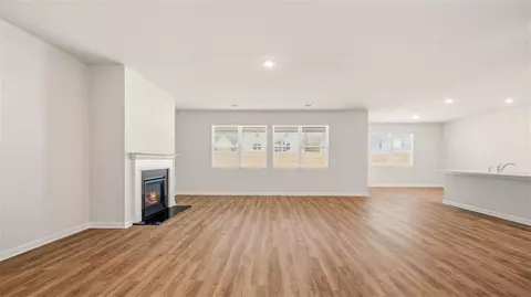 Living - 1190 Amerson St, Buckhead, GA 30625 photo 1 of 8