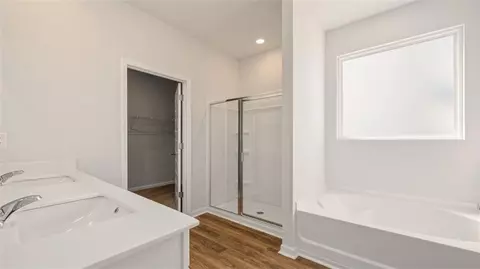 Bath - 1190 Amerson St, Buckhead, GA 30625 photo 2 of 3