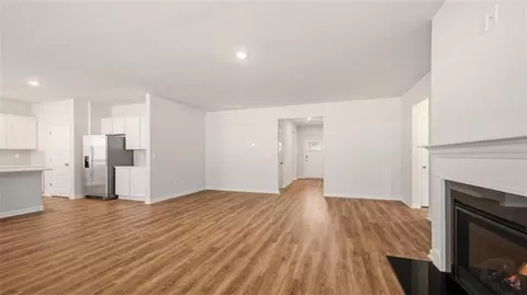 Living - 1190 Amerson St, Buckhead, GA 30625 photo 4 of 8