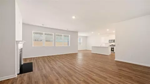 Living - 1190 Amerson St, Buckhead, GA 30625 photo 8 of 8