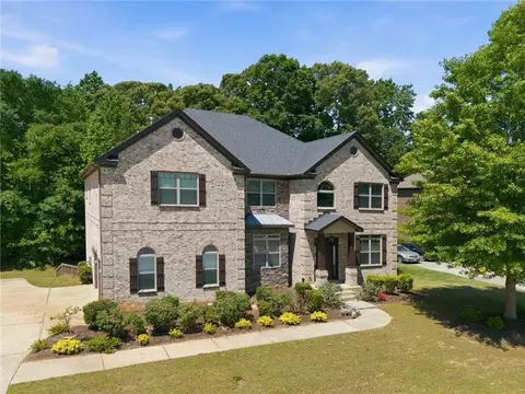 271 Learwood Ln, Atlanta, GA 30349