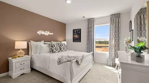 Bedroom - 513 Alder Lane Ct, Griffin, GA 30223 photo 4 of 7