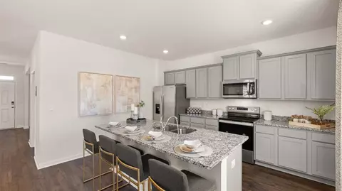 Kitchen - 513 Alder Lane Ct, Griffin, GA 30223 photo 3 of 5