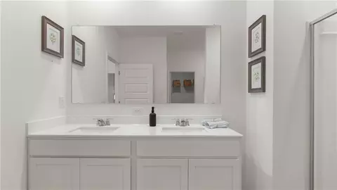 Bath - 515 Alder Lane Ct, Griffin, GA 30223 photo 1 of 1