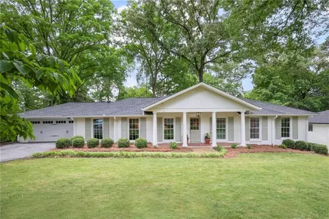 345 Franklin Rd, Atlanta, GA 30342