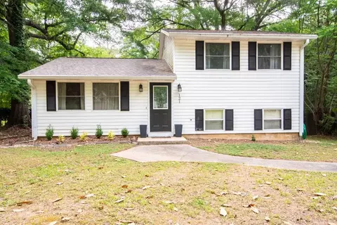 121 Sweetgum Rd, Peachtree City, GA 30269