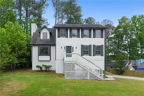 6584 River Glen Dr, Riverdale, GA 30296