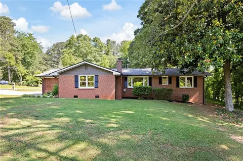 671 Dozier Dr, Marietta, GA 30066