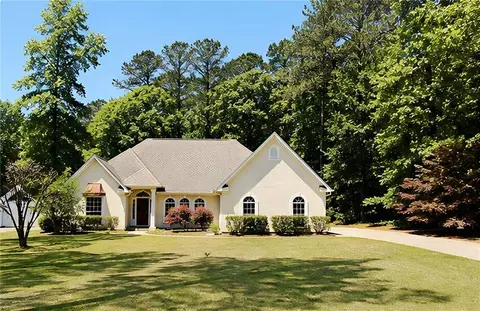 25 Blackfoot Trl, Sharpsburg, GA 30277