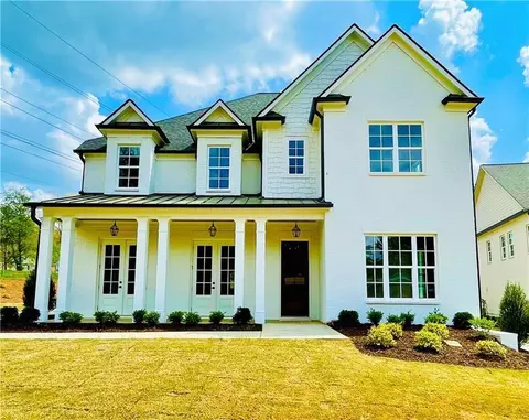 212 Suwanee Ave, Suwanee, GA 30024