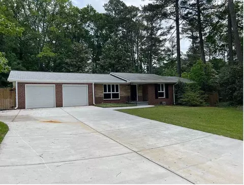 3284 Embry Cir, Atlanta, GA 30341