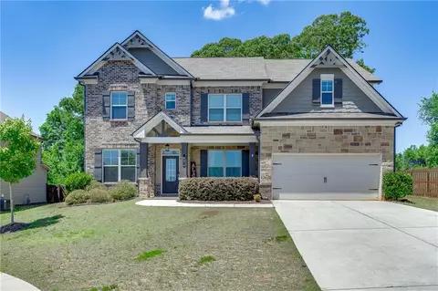 62 Sandhill Ln, Jefferson, GA 30549