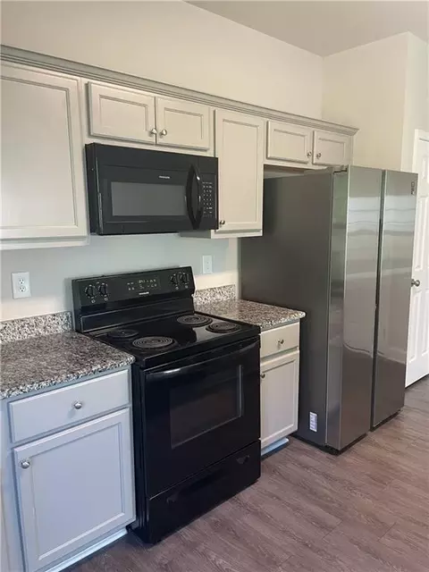 Kitchen - 410 Katie Ln, Commerce, GA 30529 photo 2 of 3