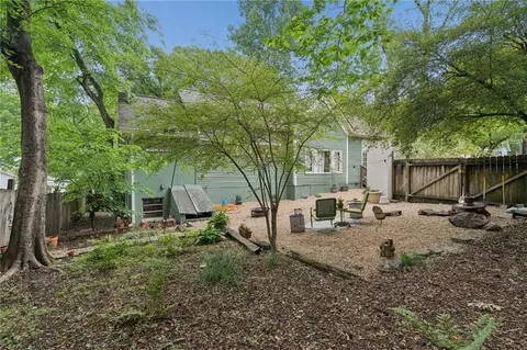 1248 Barnes St NW, Atlanta, GA 30318
