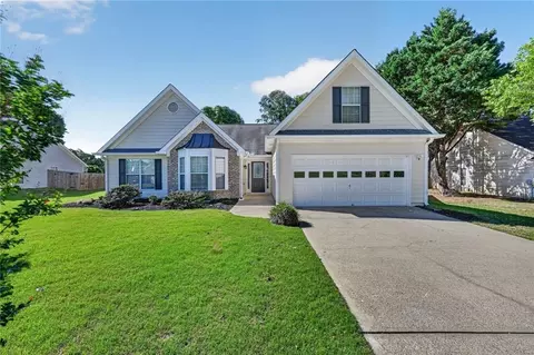 3269 Woodtree Ln, Buford, GA 30519