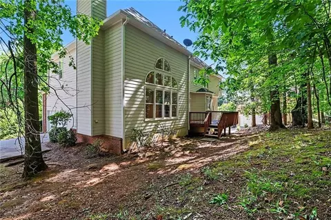 Exterior - 3914 Noblin Creek Dr, Duluth, GA 30097 photo 3 of 4
