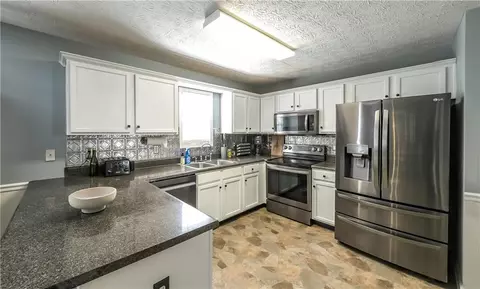 Kitchen - 85 W Fork Way, Temple, GA 30179 photo 3 of 3