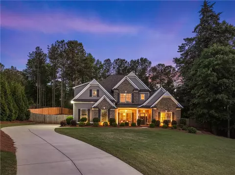 Exterior - 4018 Silverstone Dr, Braselton, GA 30517 photo 8 of 21