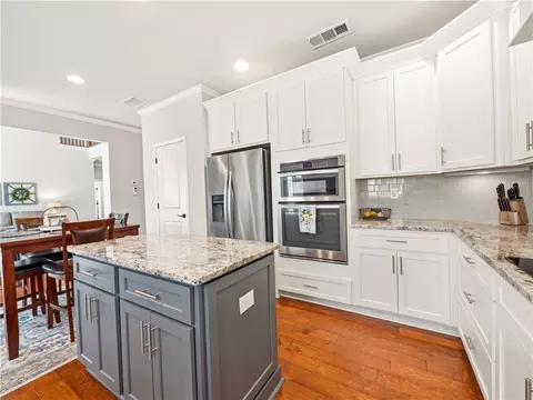Kitchen - 4018 Silverstone Dr, Braselton, GA 30517 photo 3 of 5