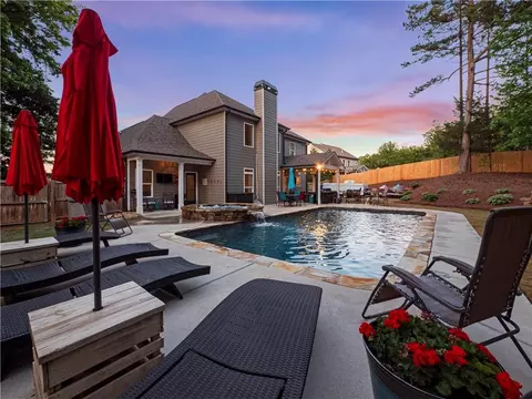 Exterior - 4018 Silverstone Dr, Braselton, GA 30517 photo 15 of 21