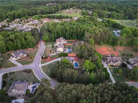 View/Area - 4018 Silverstone Dr, Braselton, GA 30517 photo 3 of 10