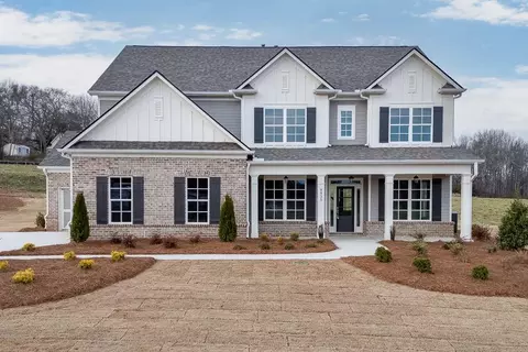 8935 Claude Martin Dr, Gainesville, GA 30506